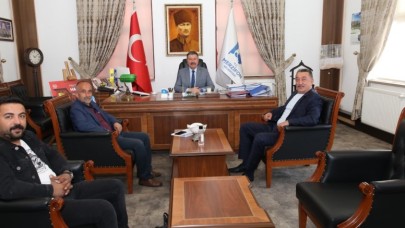 MUHTARLARDAN BAŞKAN KARGI’YA ZİYARET