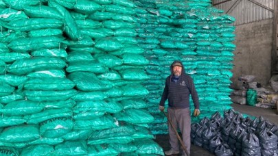 ODUN-KÖMÜR SATICILARI KARA KARA DÜŞÜNÜYOR