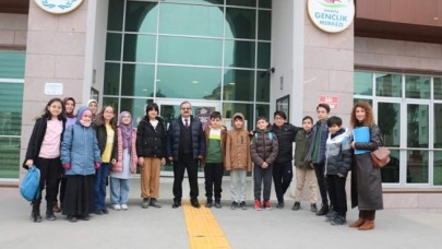 ÖĞRENCİLER FABRİKALARI ZİYARET ETTİ
