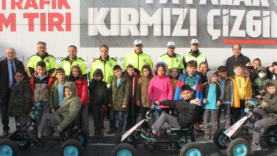 ÖĞRENCİLER TRAFİK KONUSUNDA BİLGİLENDİRİLDİ