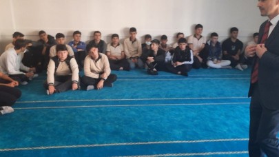 ÖĞRENCİLERE AHİ EVRAN ANLATILDI