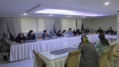 ÖĞRETMENEVİ’NDE KONAKLAYAN MİSAFİRLERİ ZİYARET ETTİ