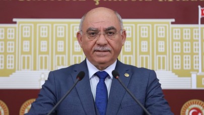 ‘ONLARIN NİYETLERİ KÜRESEL GÜÇLERE HİZMET ETMEK’