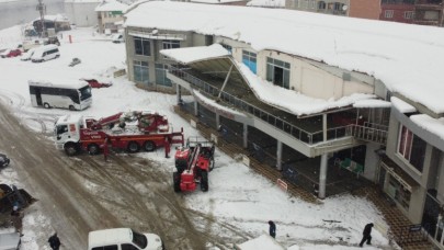 OTOGARIN ÇATISI ÇÖKTÜ!