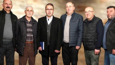 ÖZDEN TURAN ADAYLIĞINI AÇIKLADI