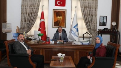 ÖZTÜRK, BAŞKAN KARGI’YI ZİYARET ETTİ