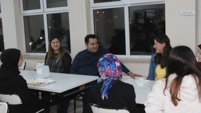 PANSİYONDA KALAN ÖĞRENCİLERİN MİSAFİRİ OLDULAR