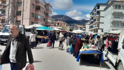 PAZARLAR HAREKETLİ AMA FİYATLAR CEP YAKMAYA DEVAM EDİYOR