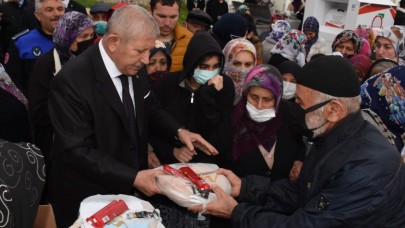 PİDELER BAŞKAN SARI’DAN