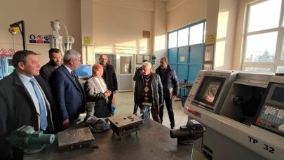 PROJE OKULUNDA İNCELEMELERDE BULUNDULAR