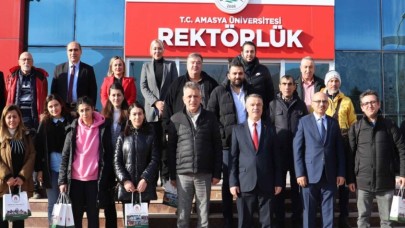REKTÖR ELMACI, GAZETECİLERİ AĞIRLADI