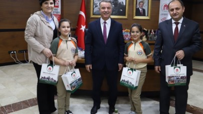 REKTÖR ELMACI’YA, DİJİTAL YERLİLİKTEN DİJİTAL VATANDAŞLIĞA GEÇİŞ PROJESİ TANITIM ZİYARETİ