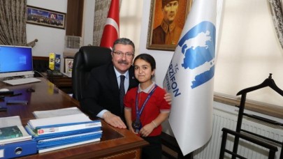 ŞAMPİYON, BAŞKAN KARGI’YI ZİYARET ETTİ