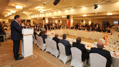 SANAYİCİ İFTARDA BULUŞTU