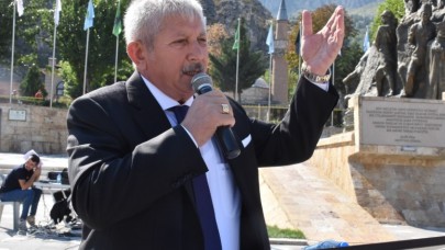 SARI: ‘ALEMİN ÖZÜ, KÂİNATIN ÖZÜ İNSANDIR’