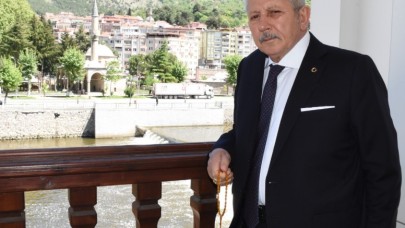 SARI: “BAYRAMA ERİŞMENİN MANEVİ HAZZINI, MUHABBETİNİ YAŞIYORUZ”