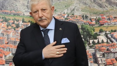 SARI: ‘BERAT KANDİLİ, KALP DÜNYAMIZIN TEMİZLENİŞİNİN YEGANE ANAHTARIDIR’
