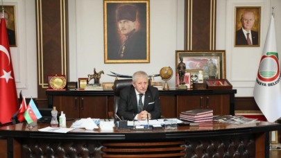 SARI: ‘MİLLİ GÜREŞÇİ HAMİT KAPLAN'I SAYGIYLA ANIYORUM’