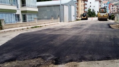 ŞEHİR BAŞTAN AŞAĞI ASFALTLANMAYA DEVAM EDİLİYOR