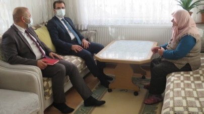‘ŞEHİT AİLELERİNE KAPIMIZ SONUNA KADAR AÇIK’