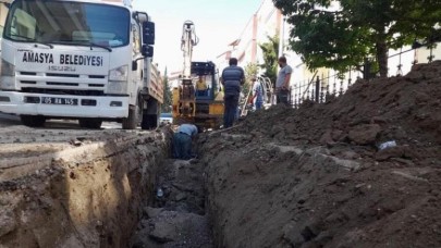 ŞEHRİN SU ŞEBEKESİ ANA HATLARI YENİLENİYOR
