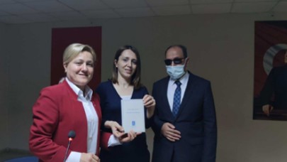 Sevgi Ancak Bilinçle Her Engeli Aşabilir