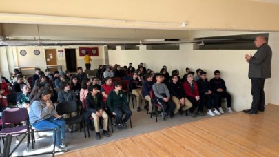 SINAVA HAZIRLANAN ÖĞRENCİLERE MORAL ZİYARETİ