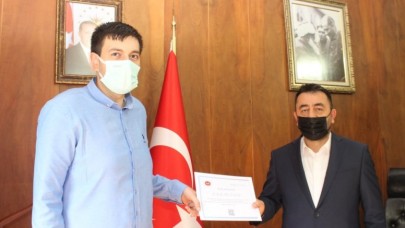 STAJYER ÖĞRENCİLERE BELGELERİ TAKDİM EDİLDİ