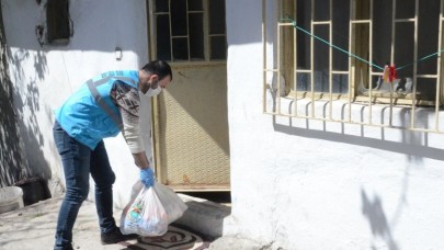 SULUOVA BELEDİYESİ 900 AİLEYE GIDA PAKETİ DAĞITTI