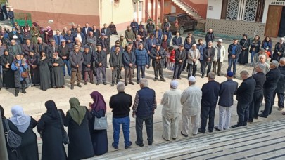 TAŞOVA’DAN İKİNCİ UMRECİ KAFİLESİ YOLA ÇIKTI