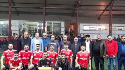 TAŞOVALILAR DERNEĞİNDEN, TURNUVAYA DESTEK