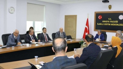 ''TEMEL EĞİTİMDE ON BİN OKUL PROJESİ''NİN BİLGİLENDİRME TOPLANTISI YAPILDI