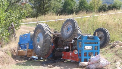 TRAKTÖRÜN ALTINA KALAN KADIN HAYATINI KAYBETTİ