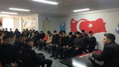 TÜRK GENCİ NASIL OLMALIDIR KONULU SEMİNER VERİLDİ