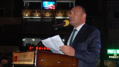 TÜRKİYE, BAYRAĞI, VATANI, DEVLET VE MİLLETİYLE TEKTİR, BÖLÜNEMEZ VE GEÇİLEMEZ