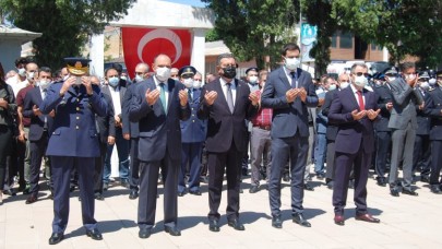TÜRKİYE GEÇİLMEZ