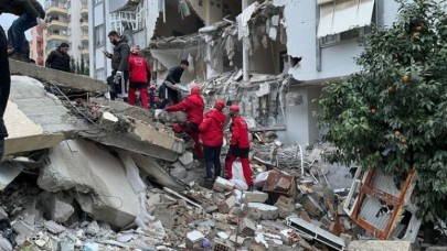 TÜRKİYE TEK YÜREK OLDU