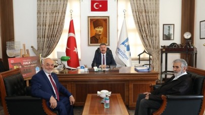 ÜLKE VE İLÇE GÜNDEMİ DEĞERLENDİRİLDİ