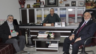 ‘ÜLKEMİZİ UÇURUMUN KENARINDAN KURTARMAK İÇİN 6’LI MASADAYIZ’