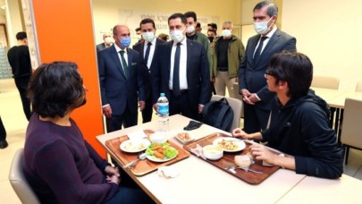 VALİ MASATLI’DAN ÖĞRENCİLERE ‘HOŞ GELDİNİZ’ ZİYARETİ