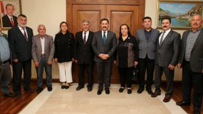 VALİ MASATLI MUHTARLARI KABUL ETTİ
