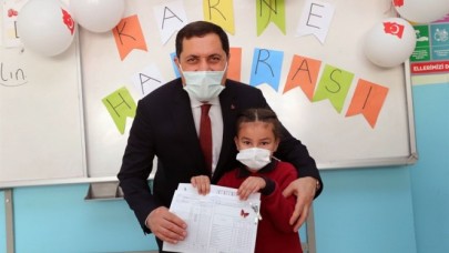 VALİ MASATLI, ÖĞRENCİLERİN KARNE SEVİNCİNE ORTAK OLDU