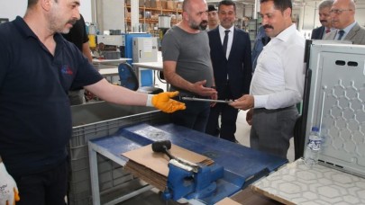 VALİ MASATLI, OSB’DE FİRMALARI ZİYARET ETTİ