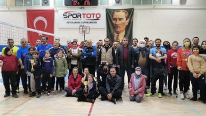 VOLEYBOLDA ‘ŞAMPİYON’ BELLİ OLDU