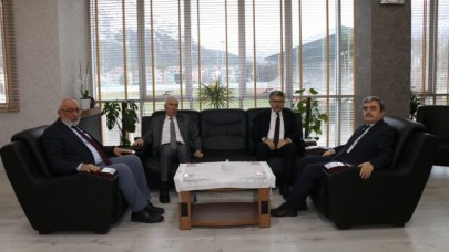 YENİHAN VE ŞAHİN, TÜRKMEN’İ ZİYARET ETTİ