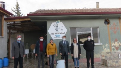 YOLÜSTÜ KÖYÜ’NÜ ZİYARET ETTİ