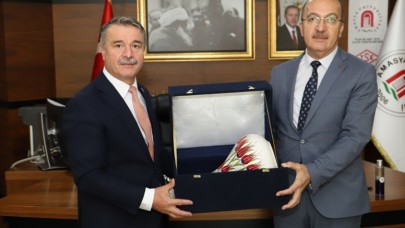 ZEYBEK’TEN ELMACI’YA ZİYARET