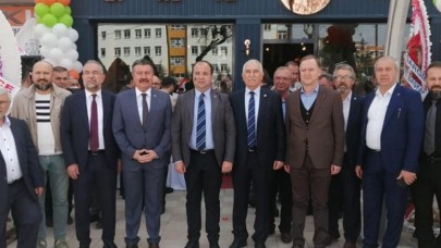 ZİLE’DE AÇILIŞA KATILDI
