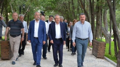 ZİLE’DE AÇILIŞA KATILDI