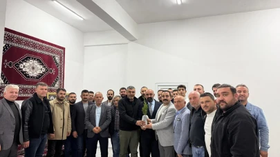 MHP’den Merzifon Gençlerine Ziyaret